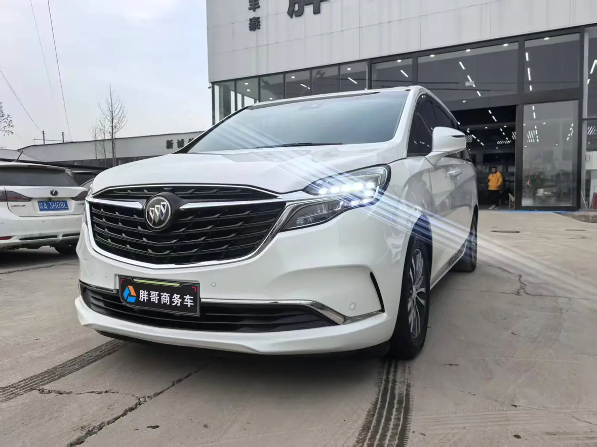 Buick GL8  из Китая