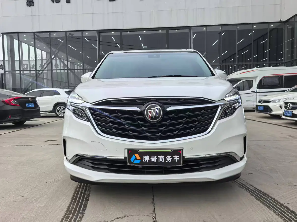 Buick GL8  из Китая