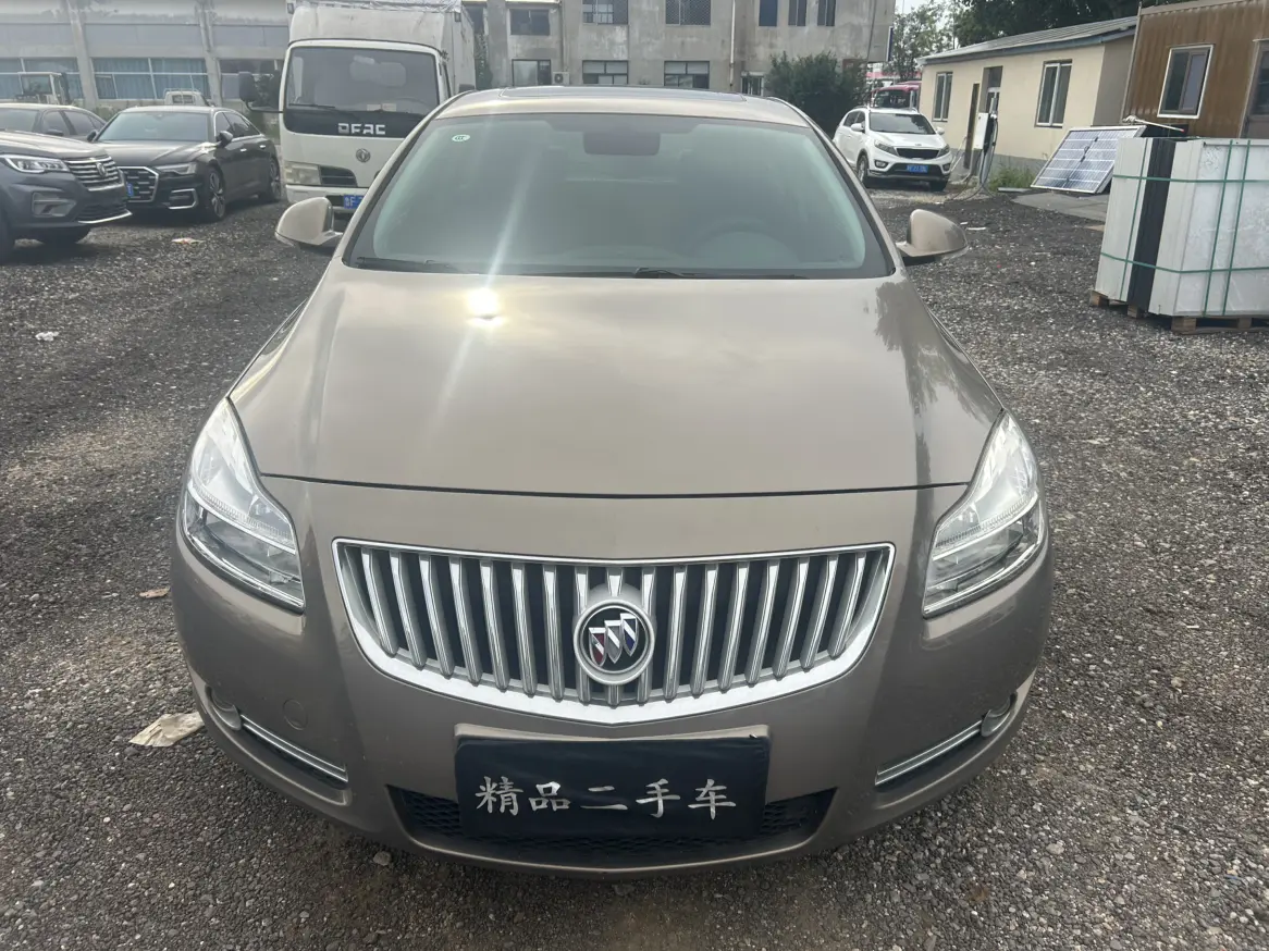 Buick Majesty  из Китая
