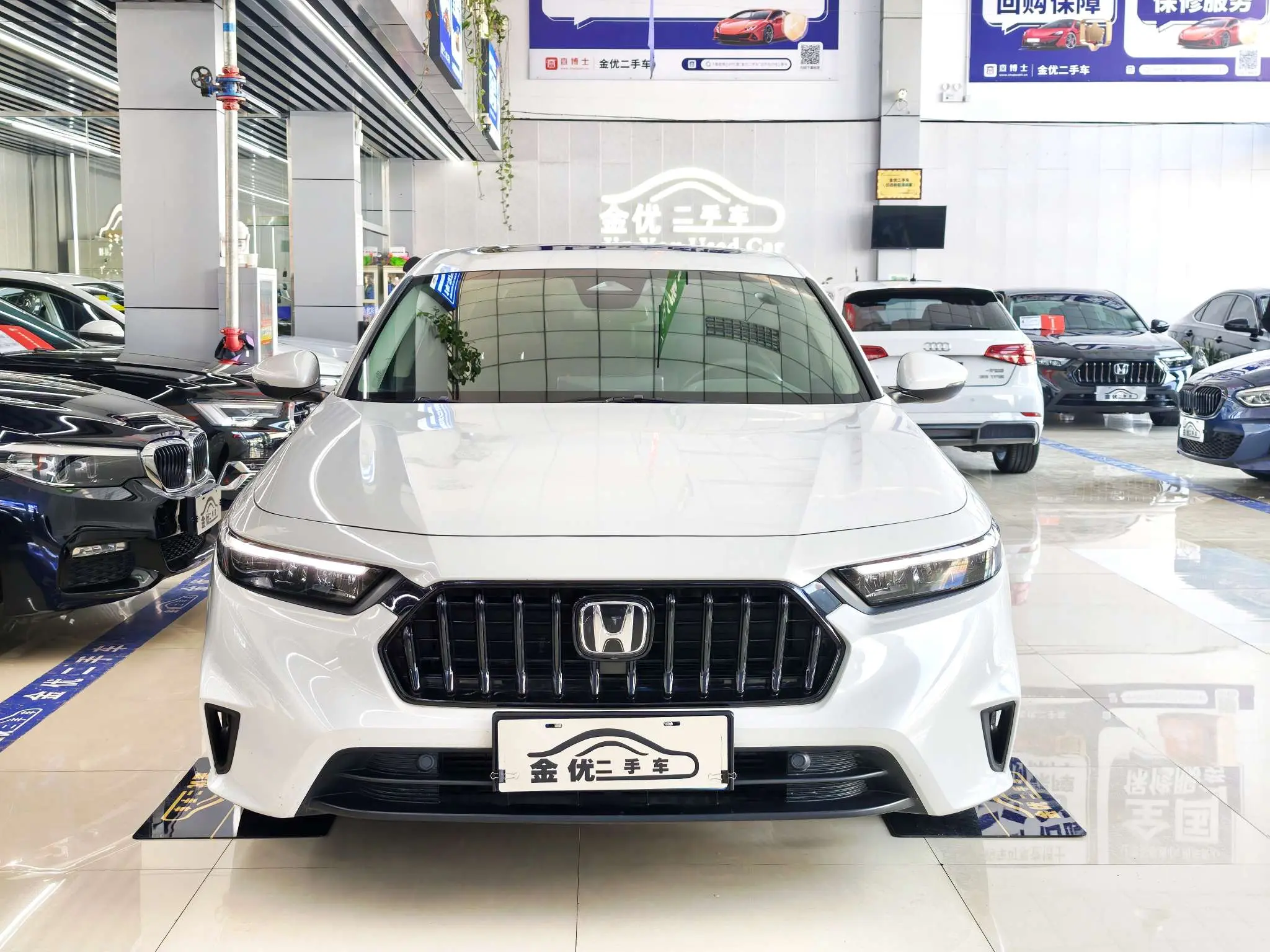 Honda Inspire (Yingshipai)  из Китая