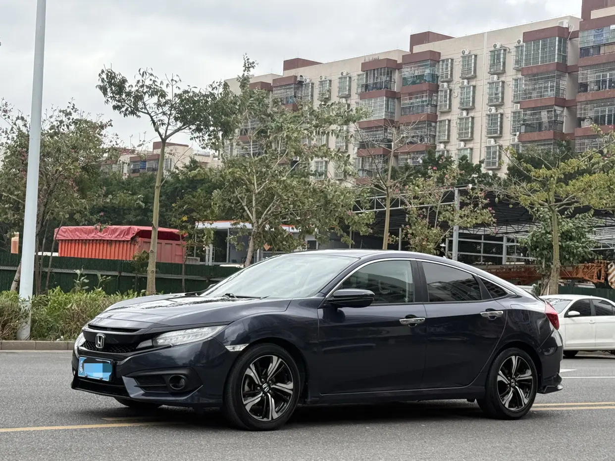 Honda Civic  из Китая