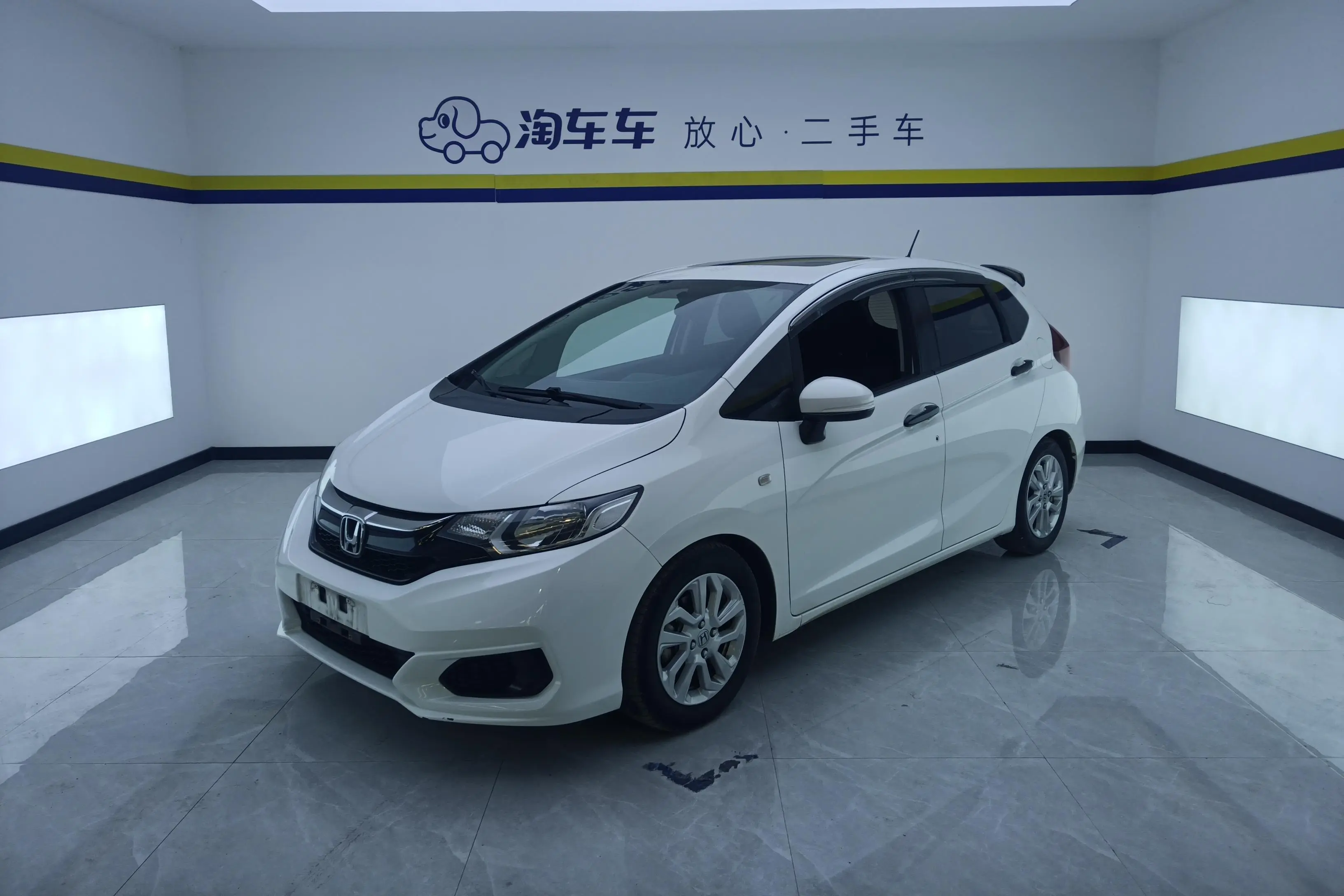 Honda Fit  из Китая