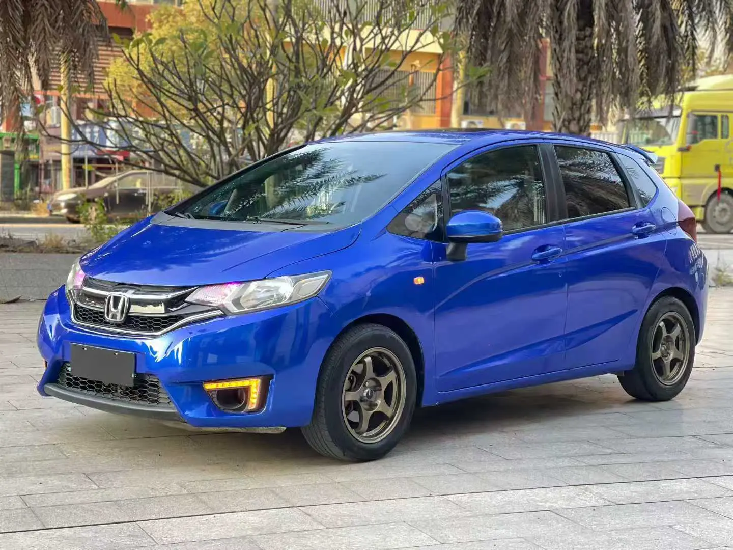Honda Fit  из Китая