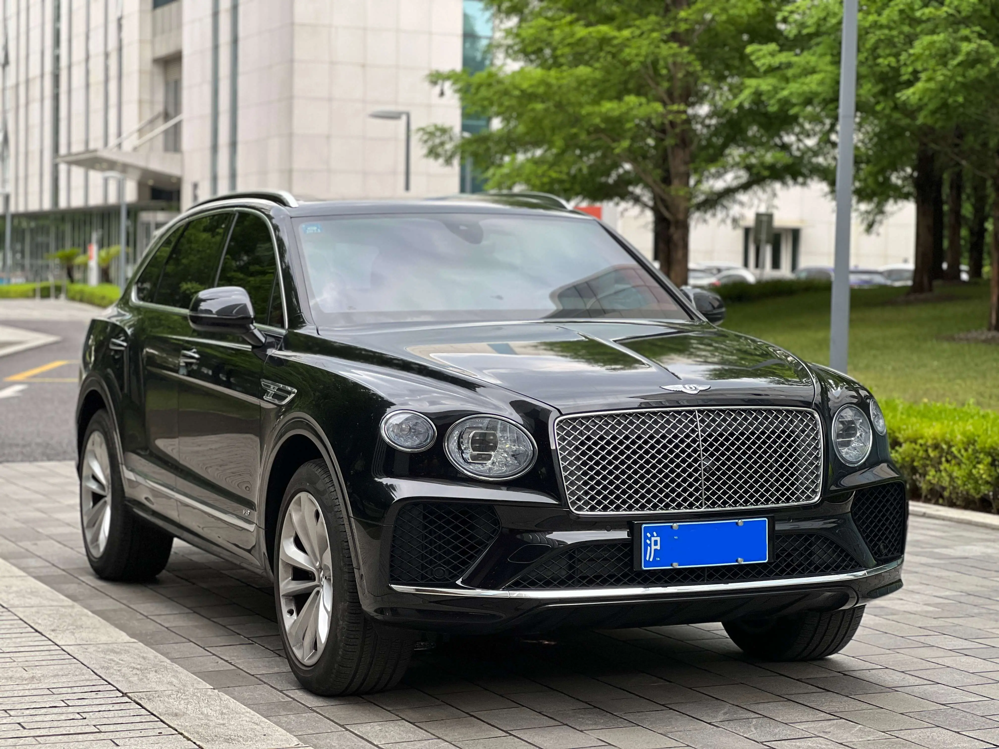 Bentley Bentayga  из Китая