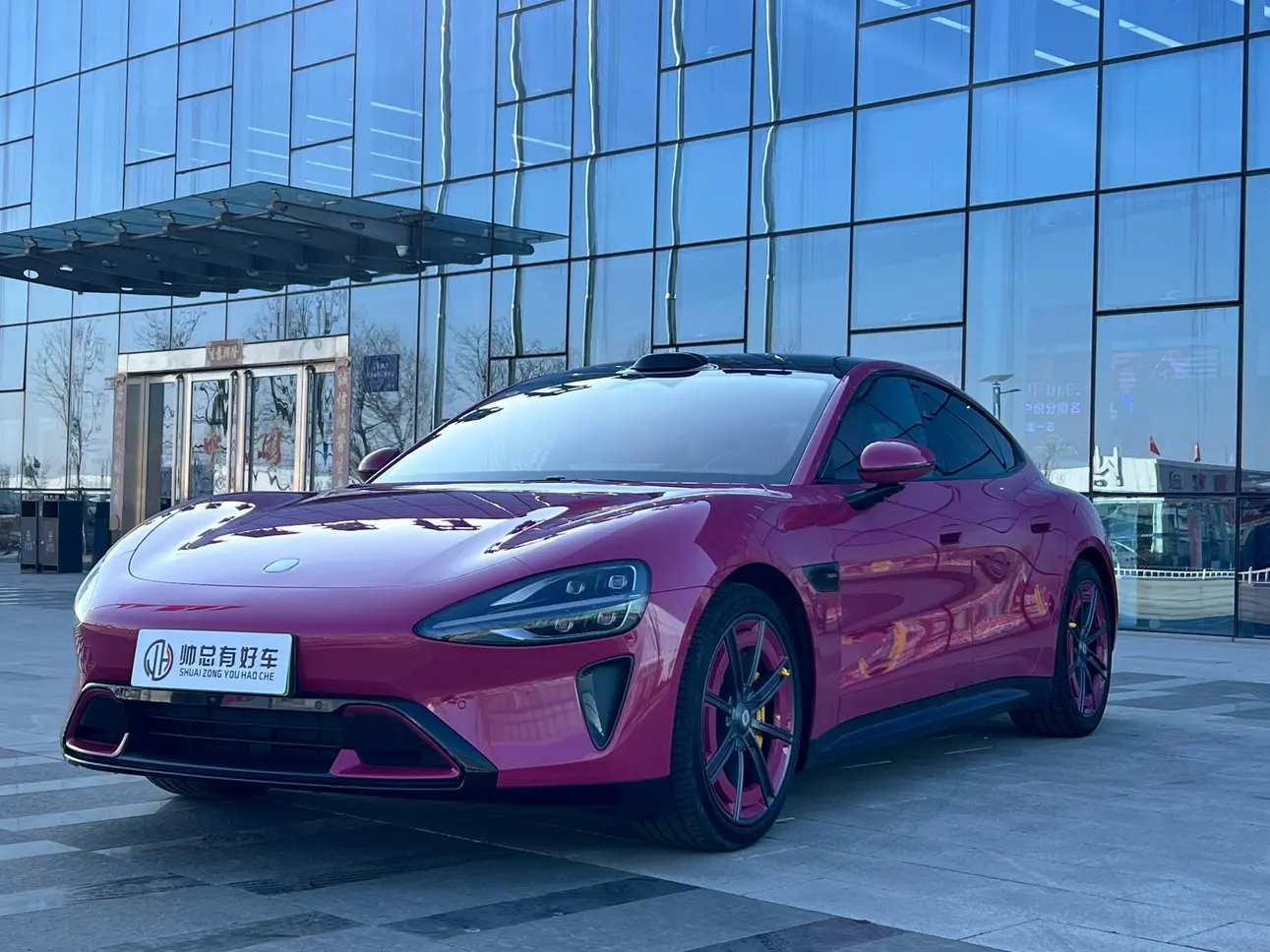 Xiaomi car Xiaomi SU7  из Китая