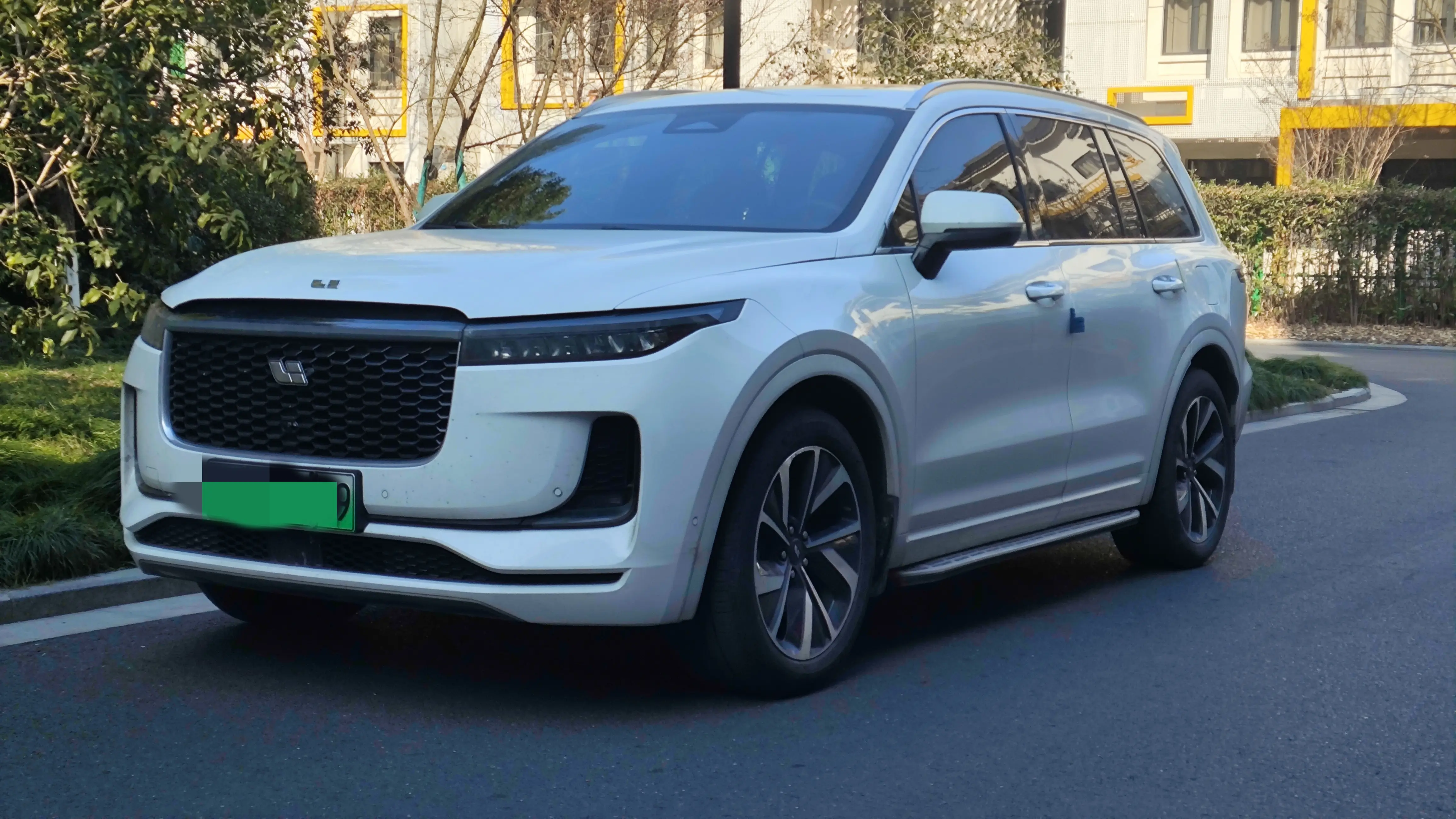 Li ONE (Ideal ONE)  из Китая