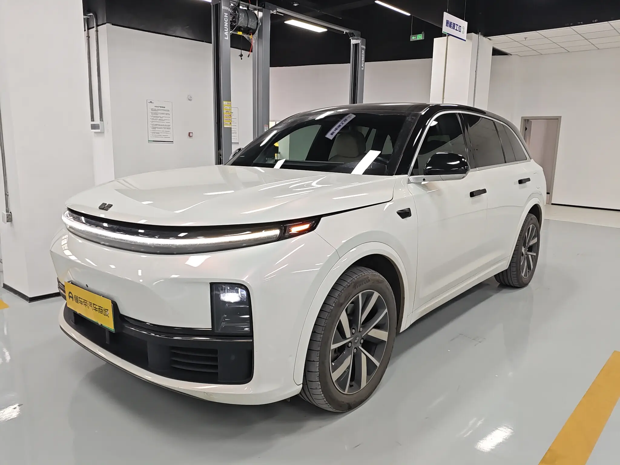 Li L7 (Ideal L7)  из Китая