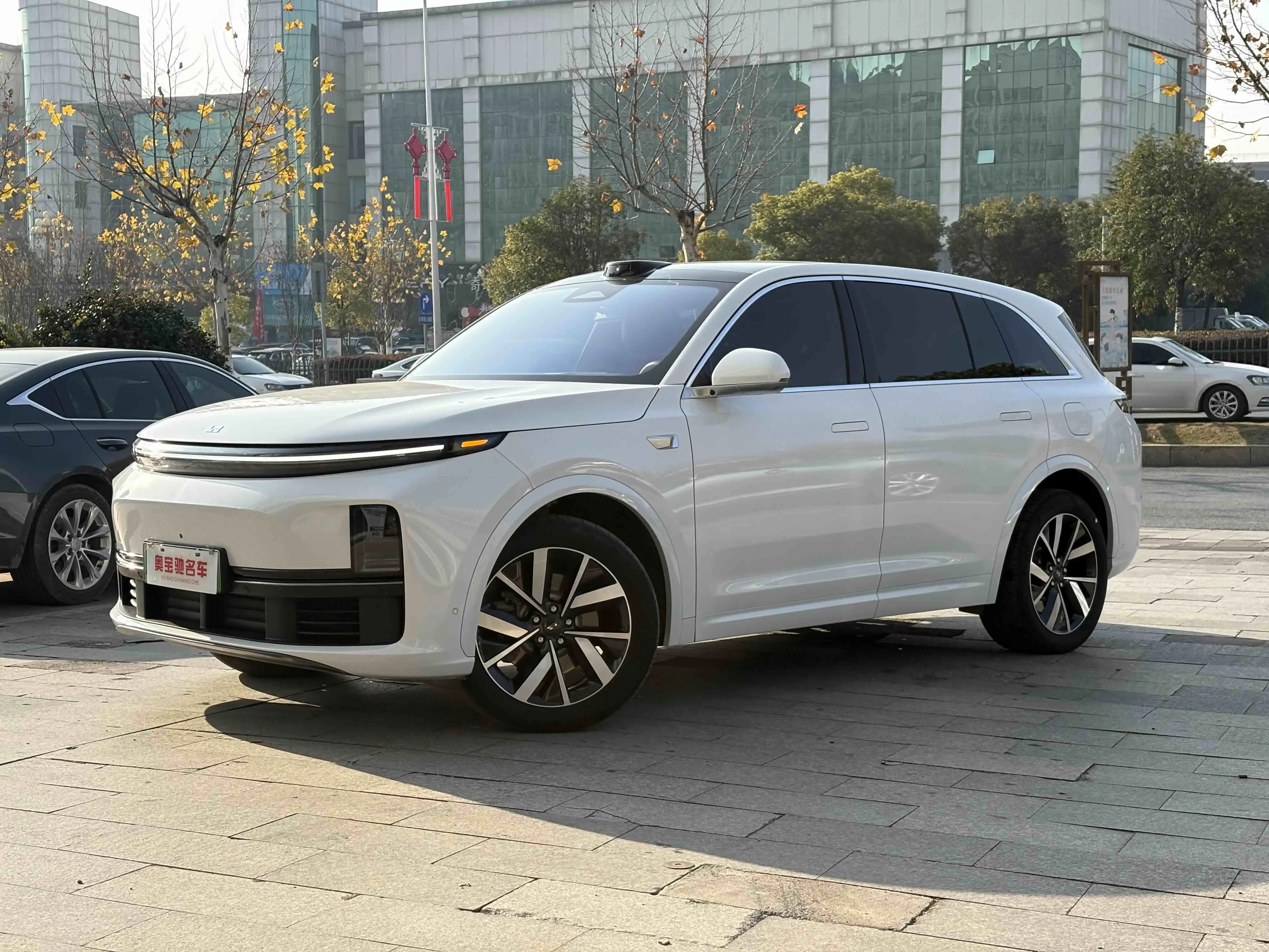 Li L7 (Ideal L7)  из Китая