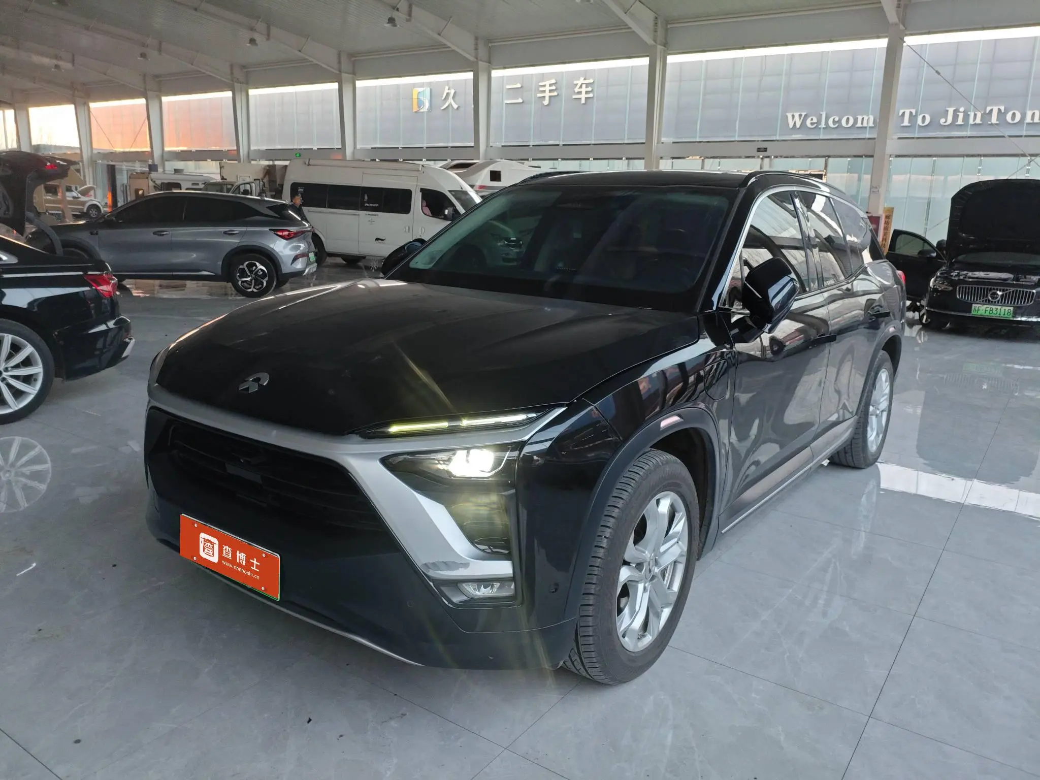 NIO ES8  из Китая