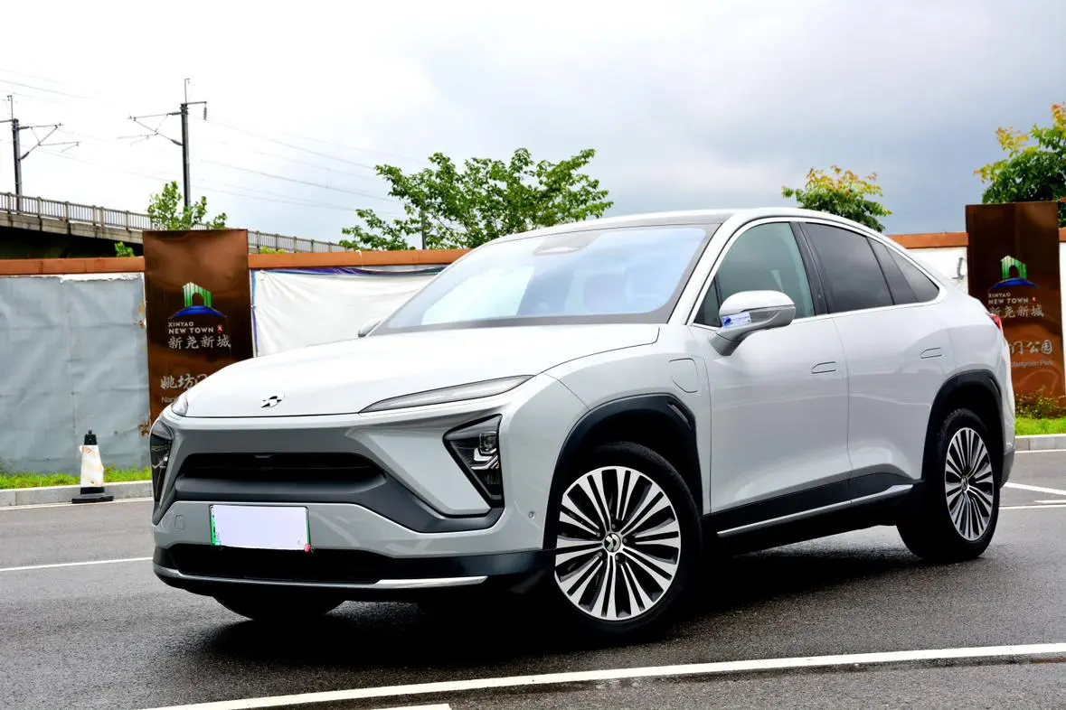 NIO EC6  из Китая