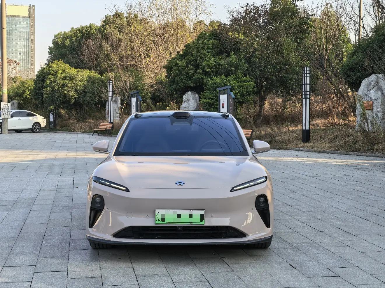 NIO ET5T  из Китая