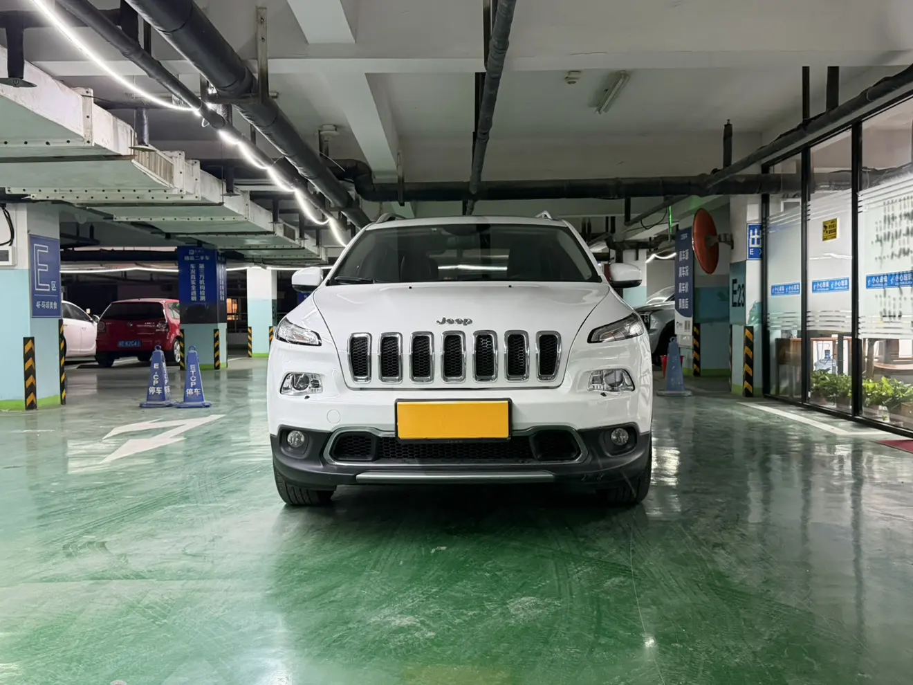 Jeep Cherokee  из Китая
