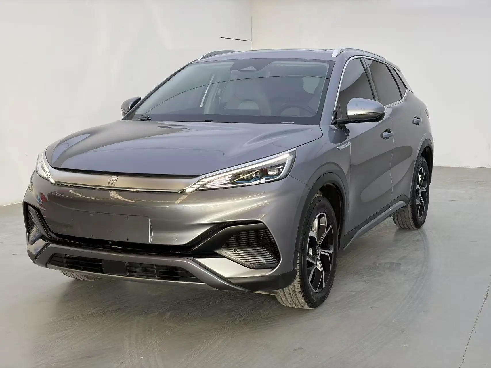 BYD Yuan PLUS  из Китая