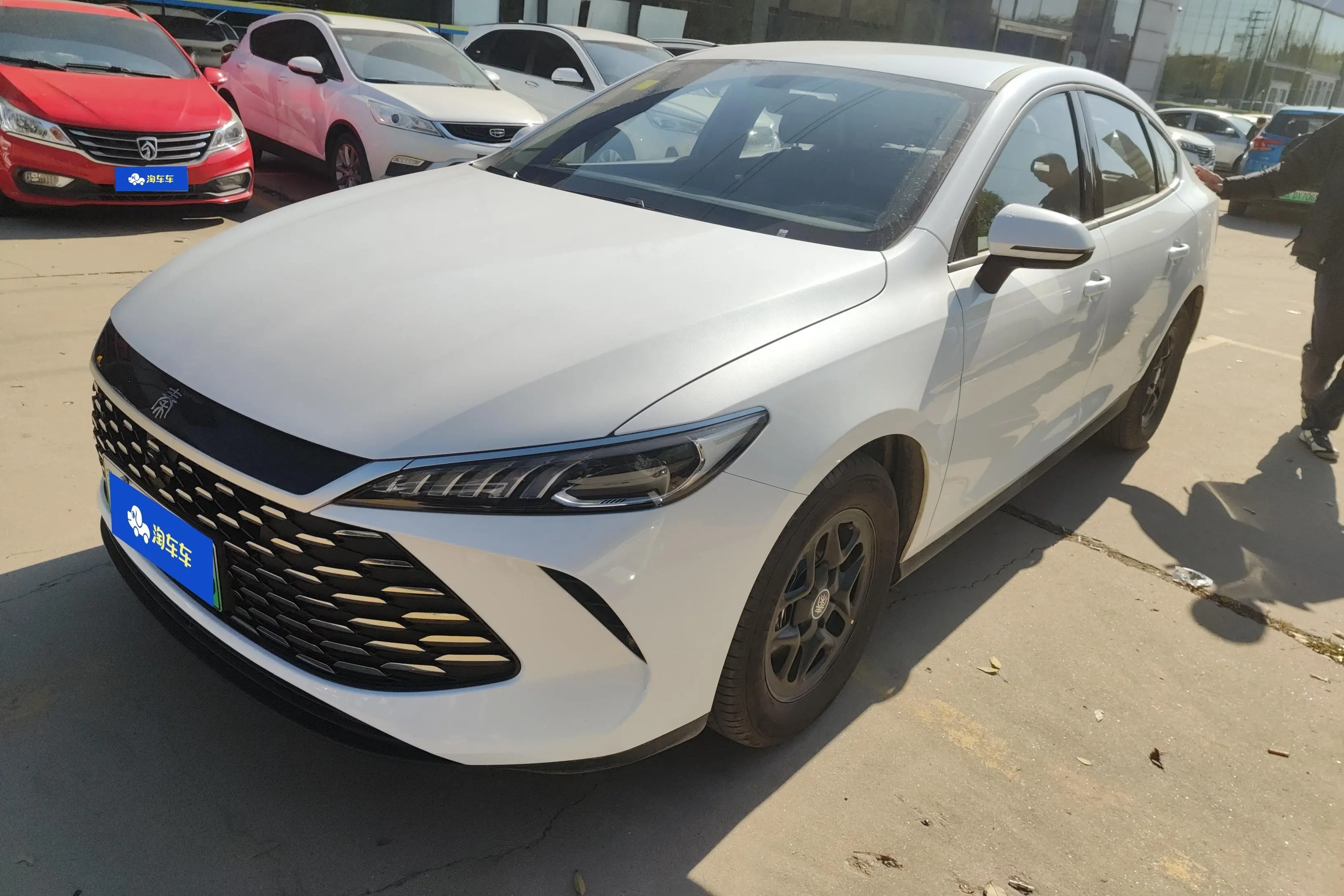 BYD Qin PLUS DM  из Китая