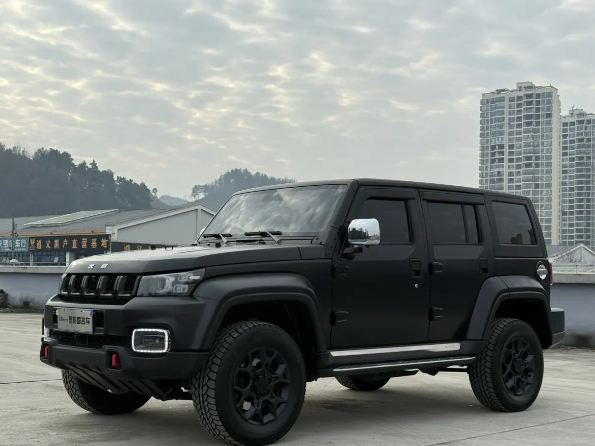 BAIC Beijing Off-road BJ40  из Китая