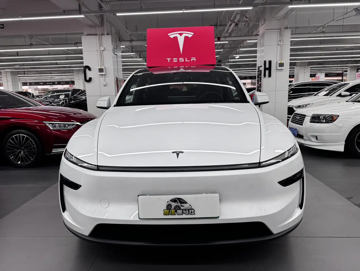 Tesla Model YL  из Китая
