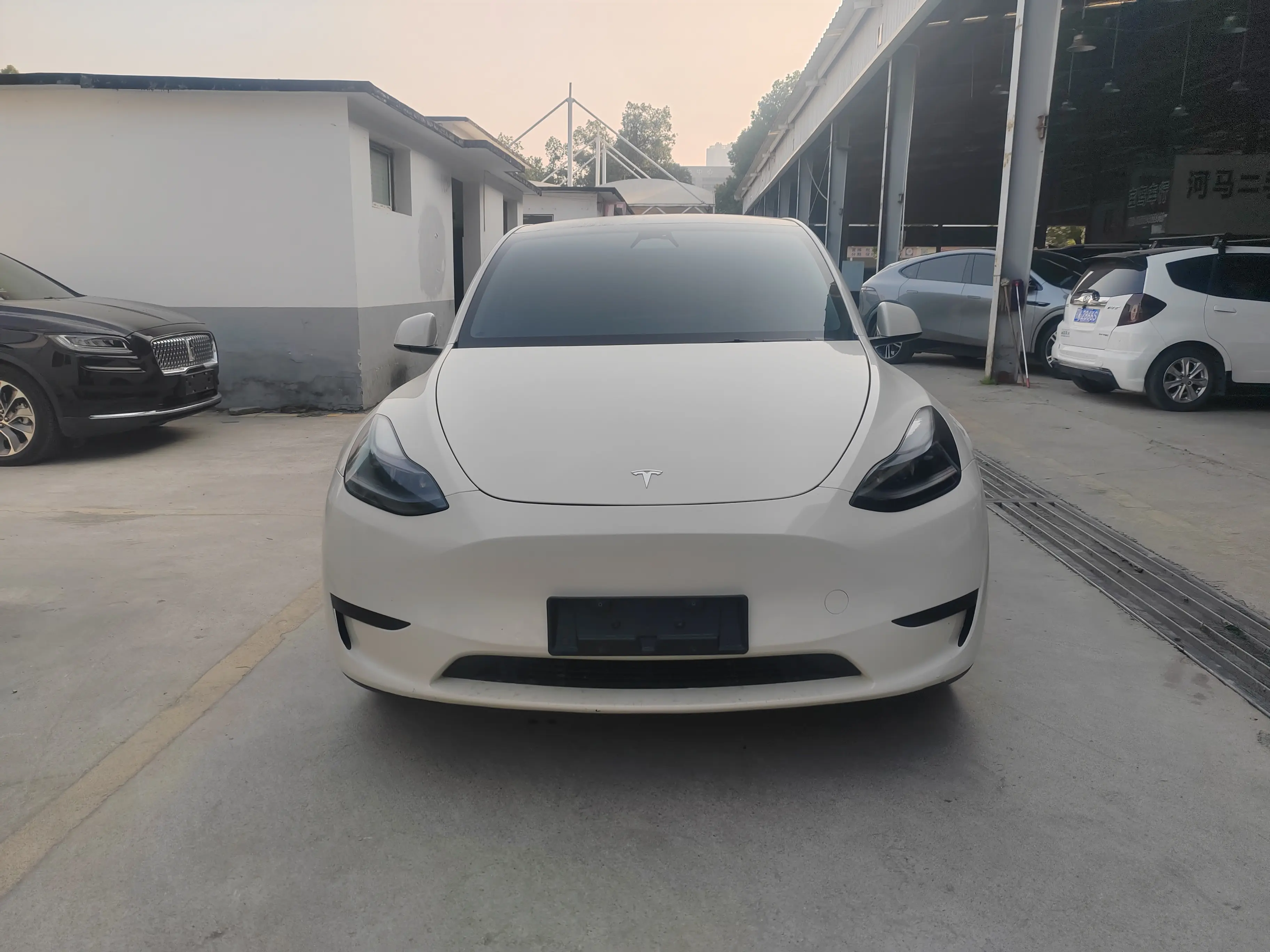 Tesla Model Y  из Китая