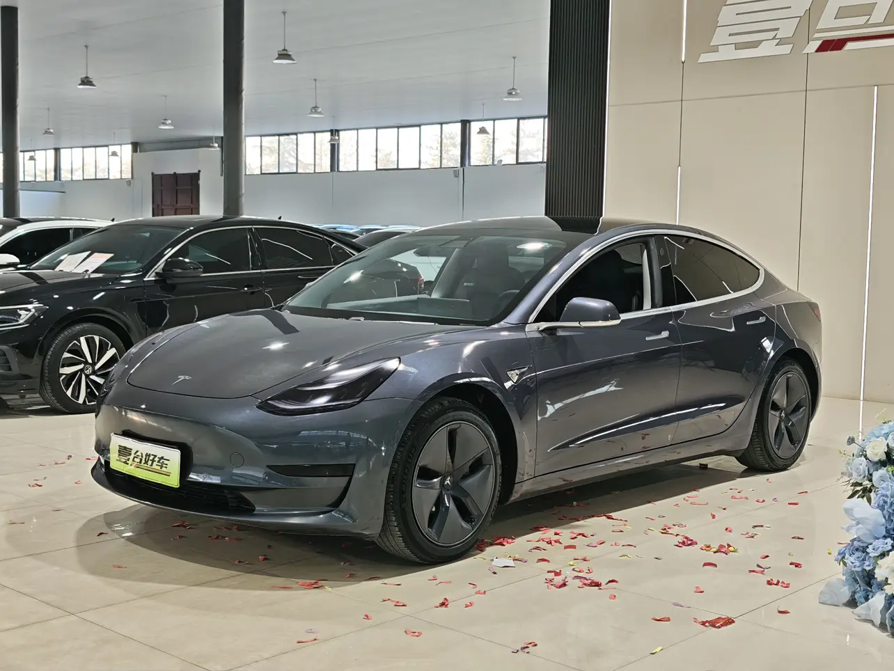 Tesla Model 3  из Китая