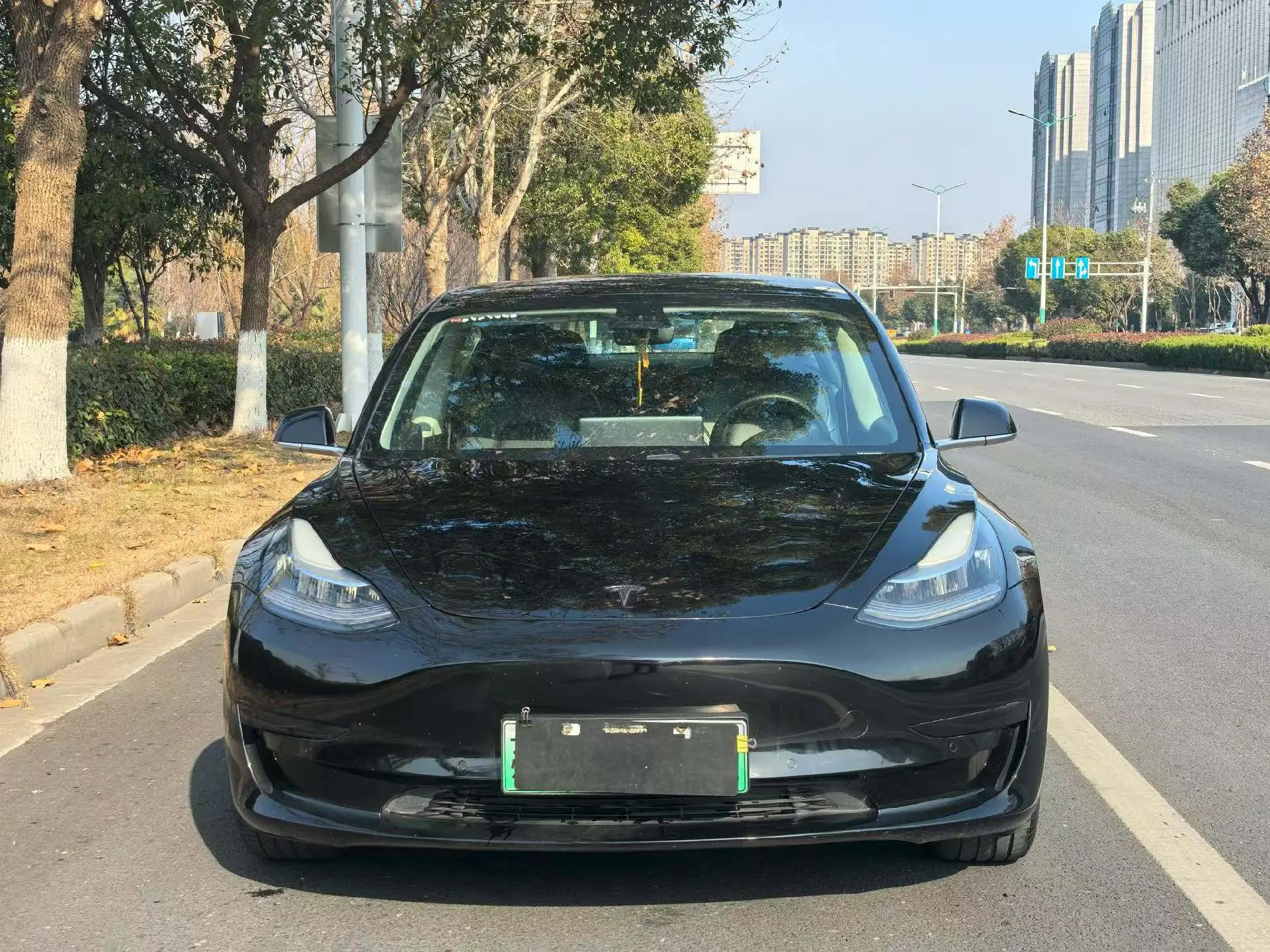 Tesla Model 3  из Китая