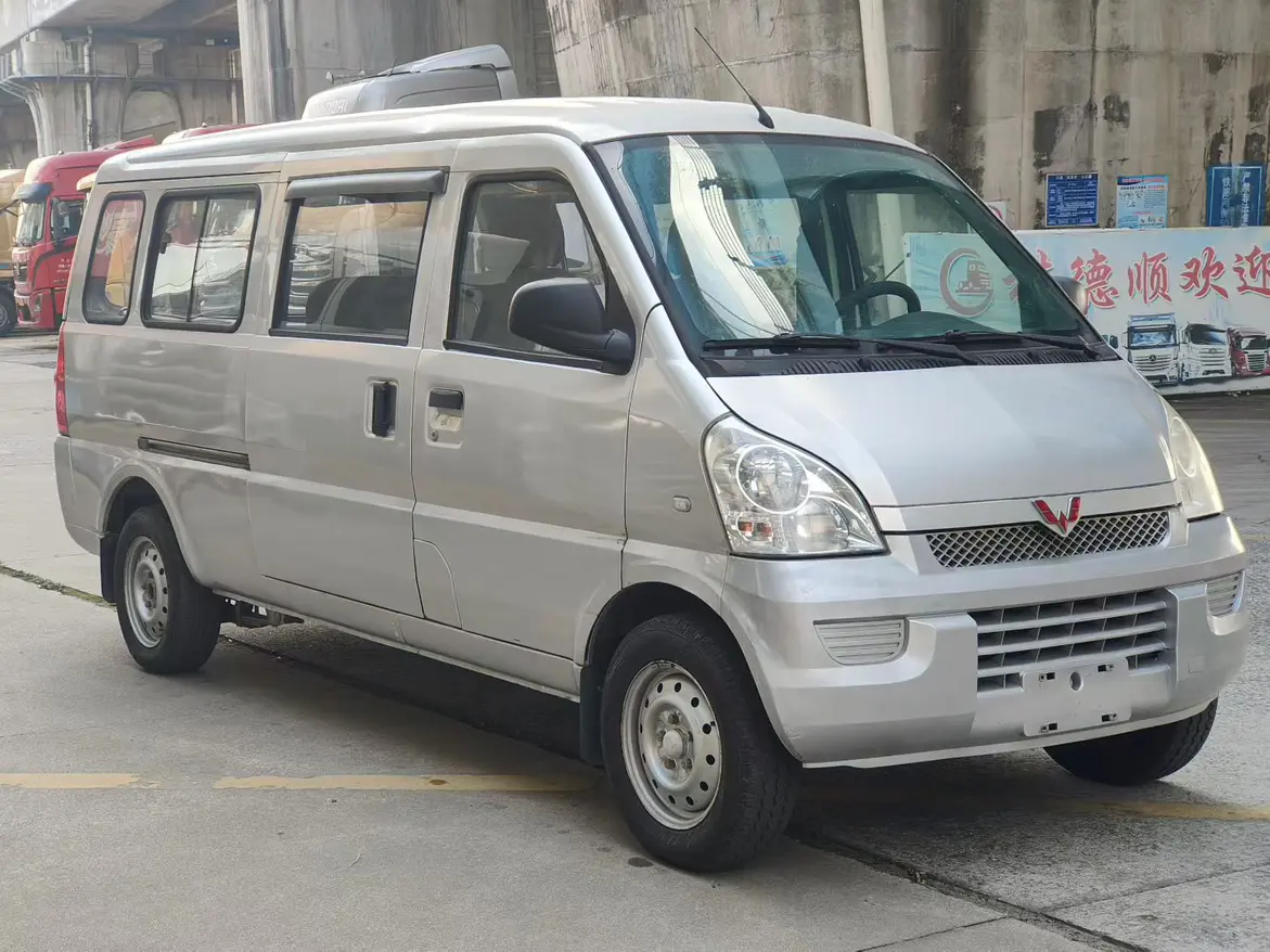 Wuling Rongguang  из Китая
