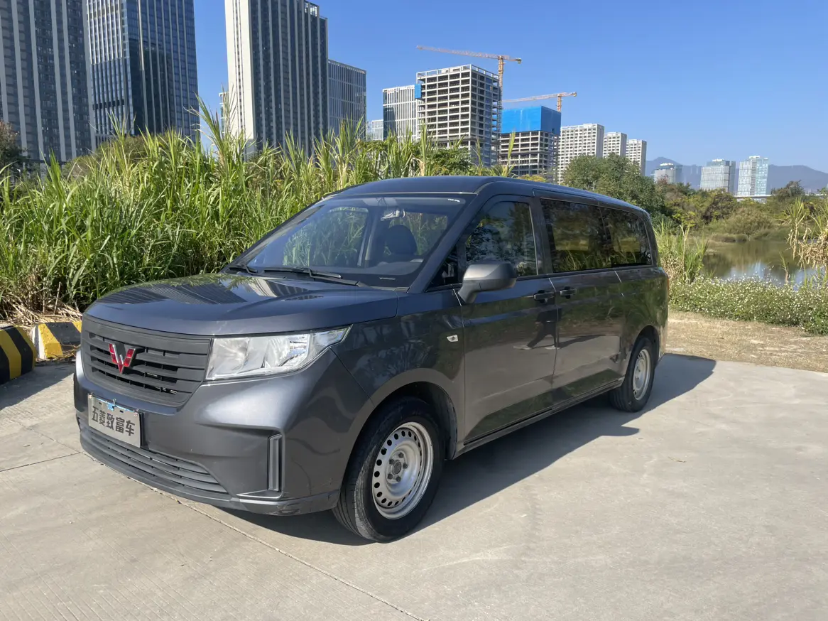 Wuling journey  из Китая