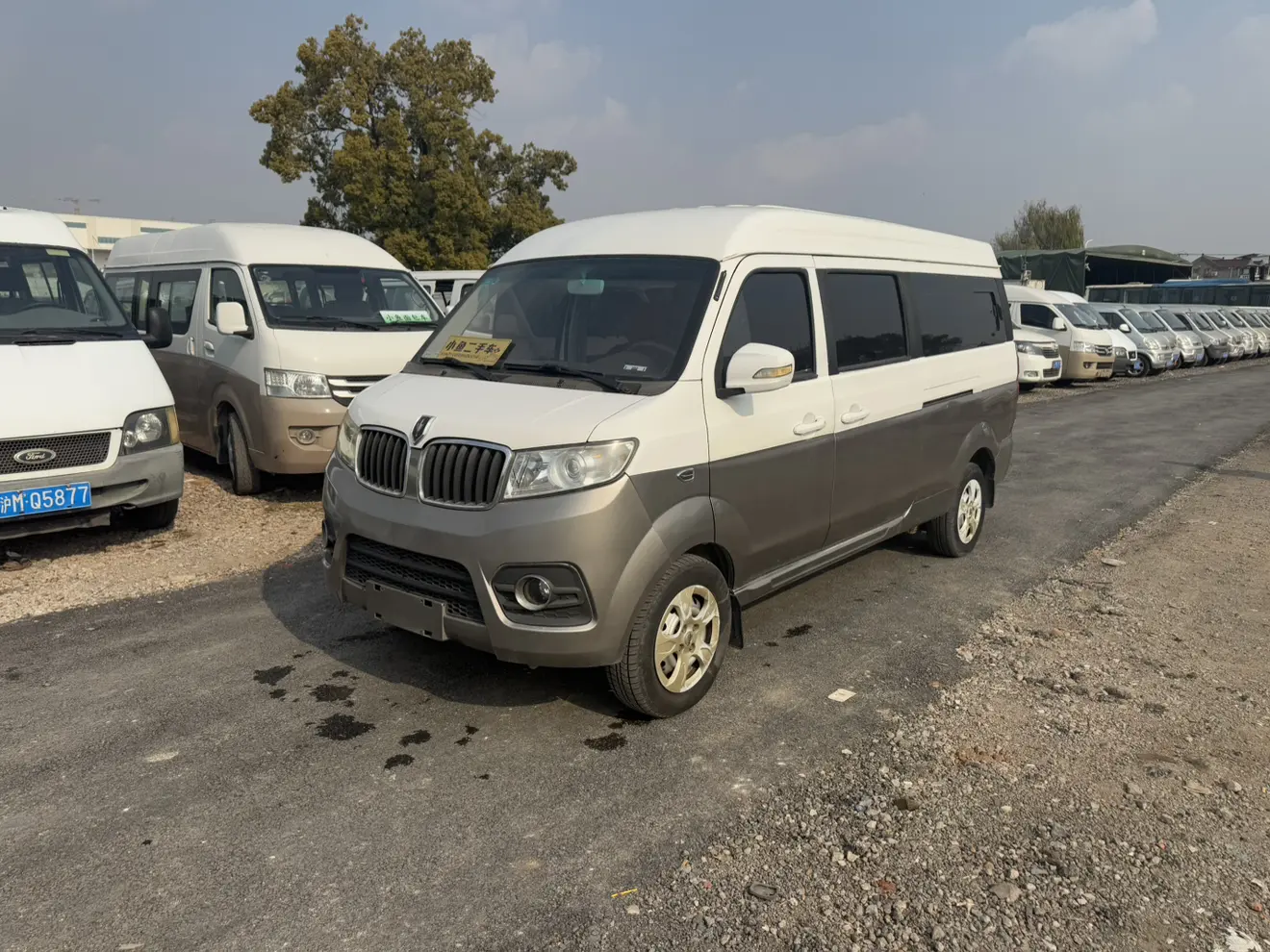 Golden cup New Hiace X30L  из Китая