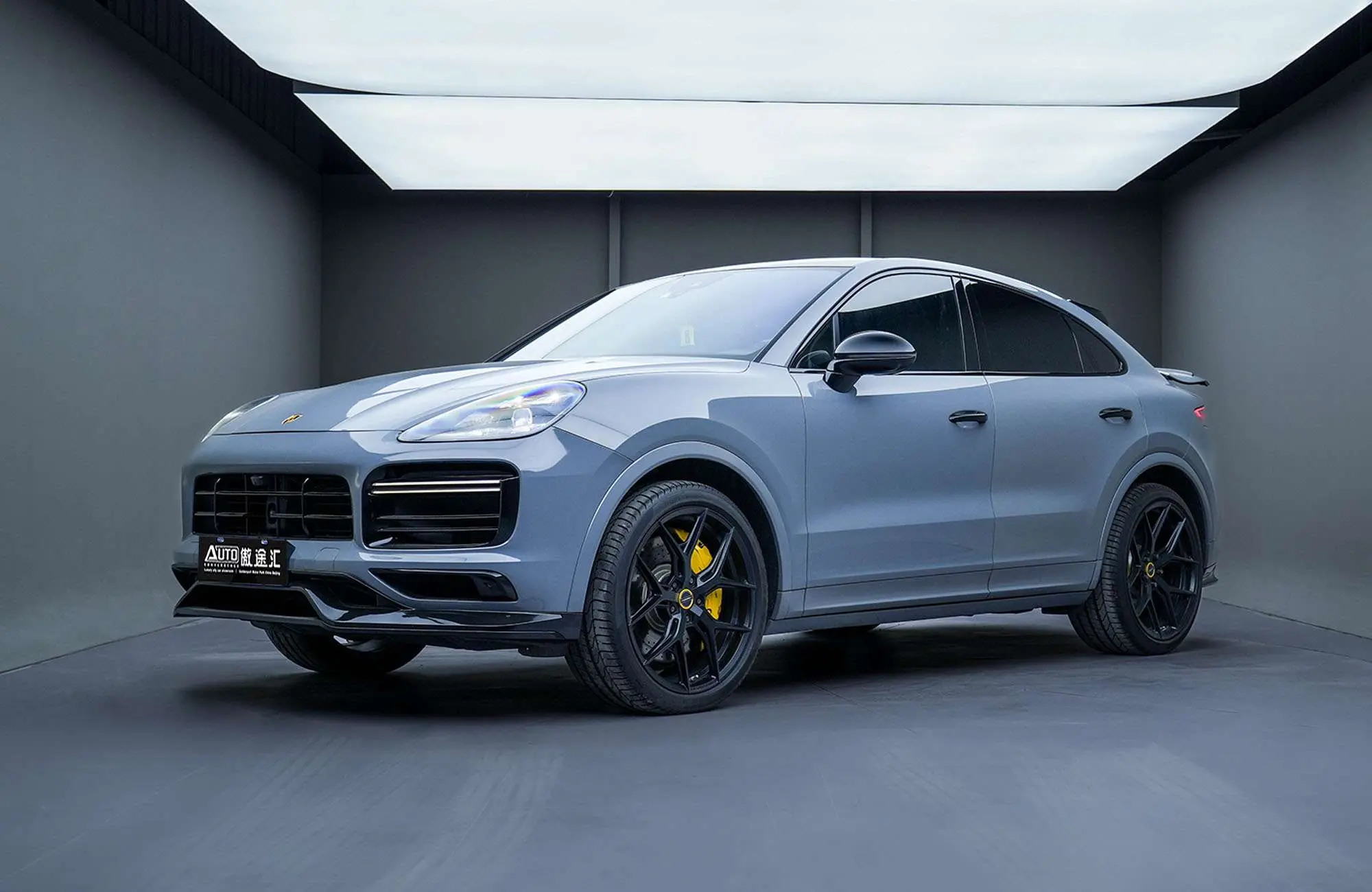 Porsche Cayenne Coupe  из Китая