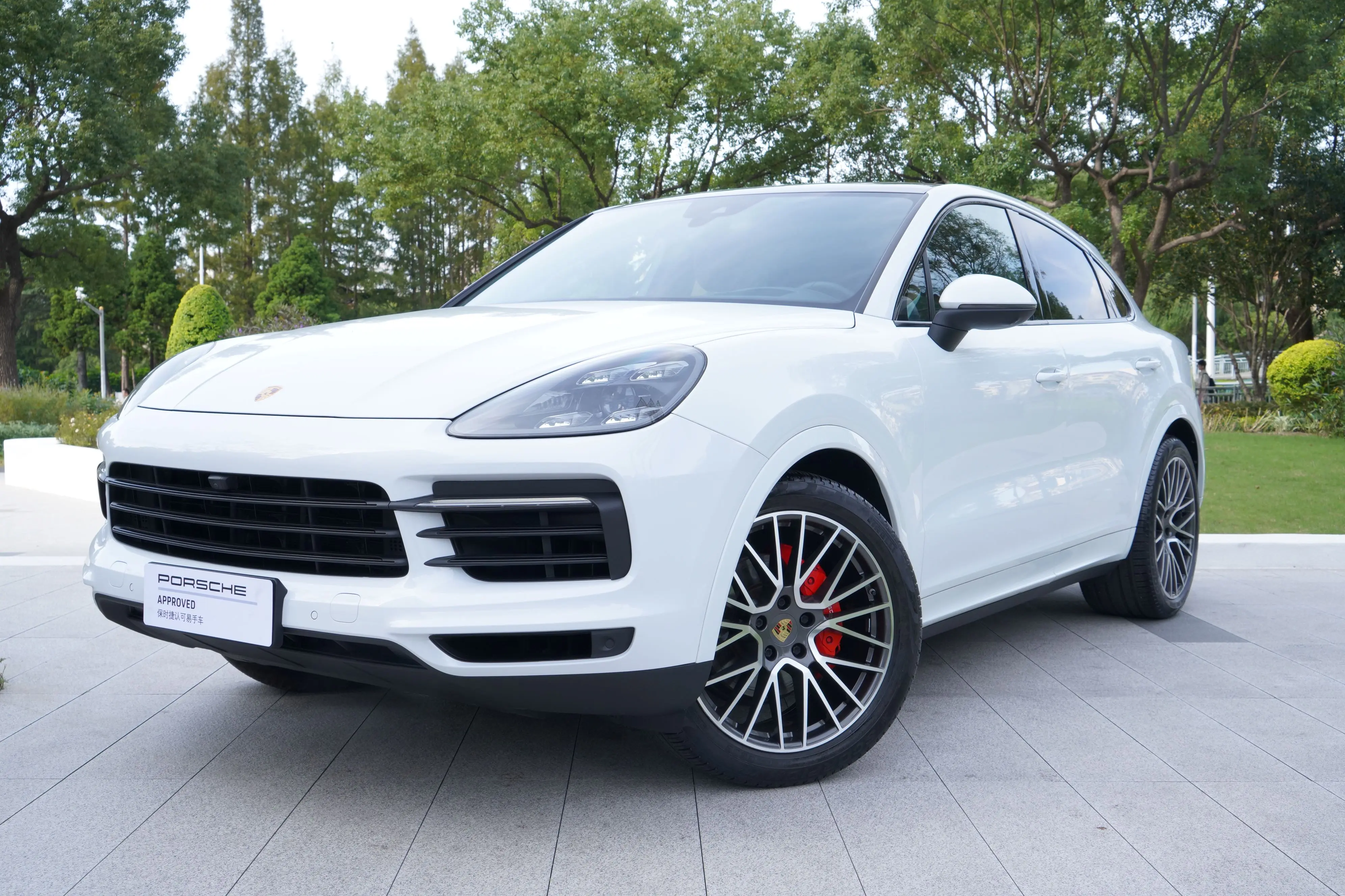 Porsche Cayenne Coupe  из Китая