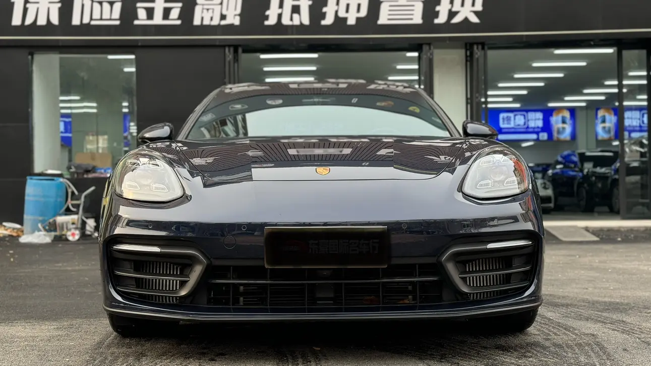 Porsche Panamera  из Китая