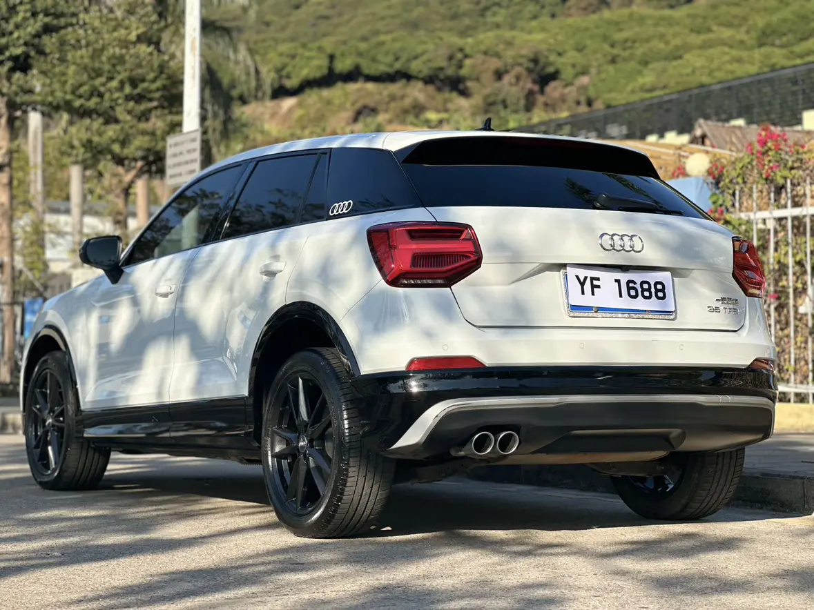 Audi Q2L  из Китая