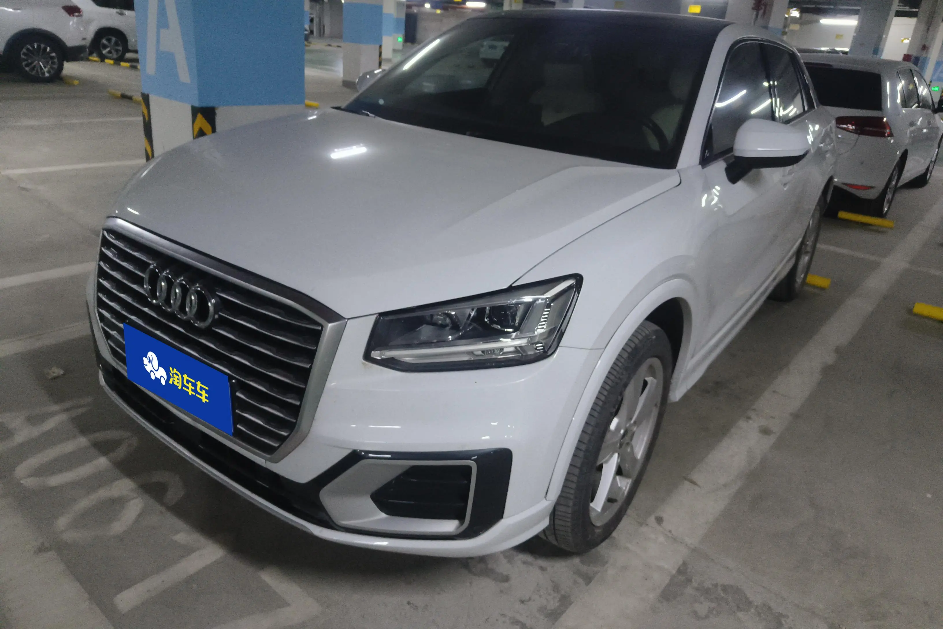 Audi Q2L  из Китая