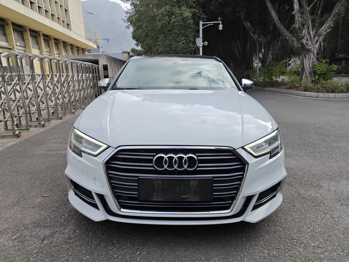 Audi A3  из Китая