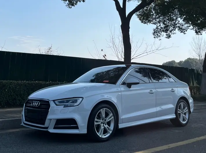 Audi A3  из Китая