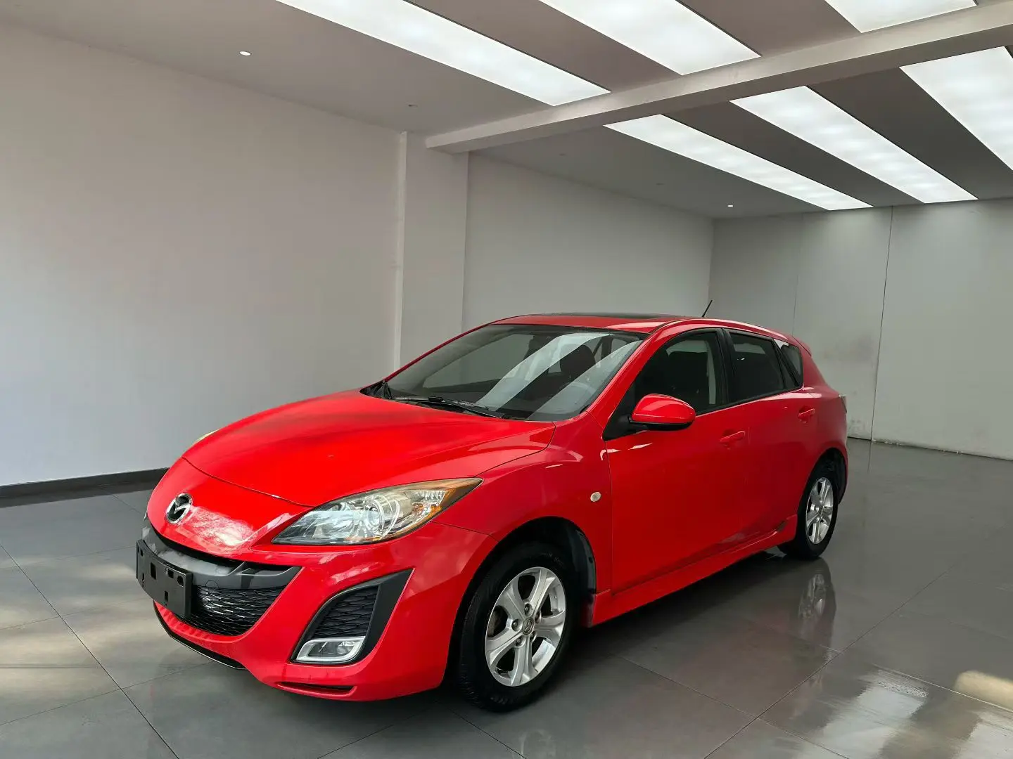 Mazda Axela (Mazda3)  из Китая