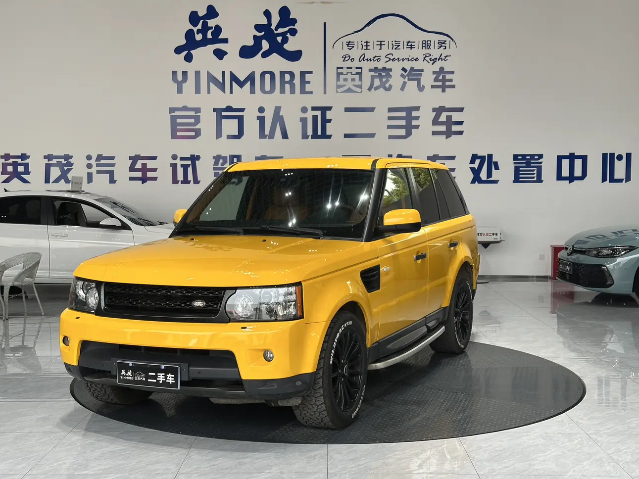 Land Rover Range Rover Sport  из Китая