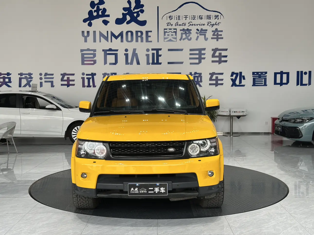 Land Rover Range Rover Sport  из Китая