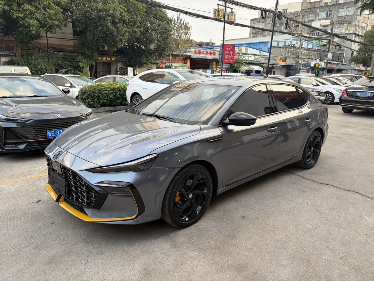 MG 6  из Китая