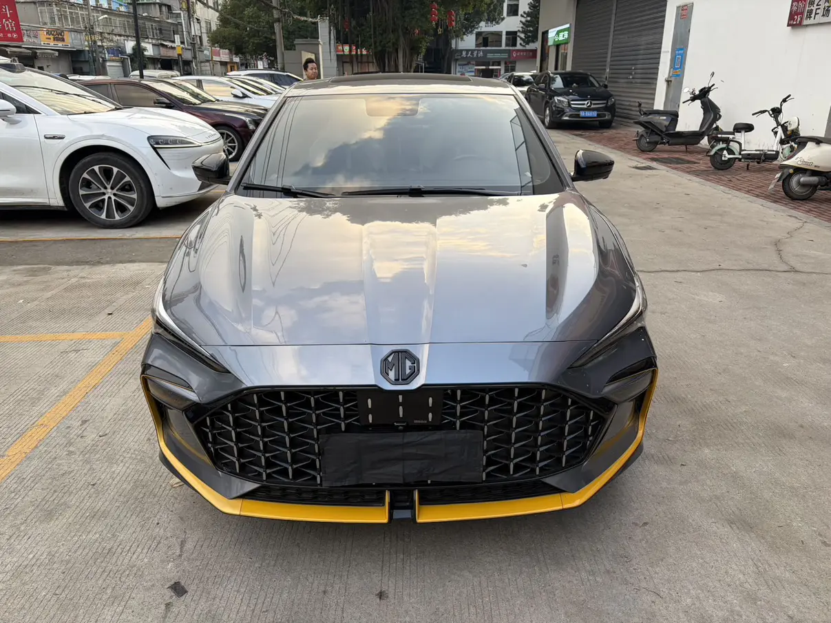 MG 6  из Китая