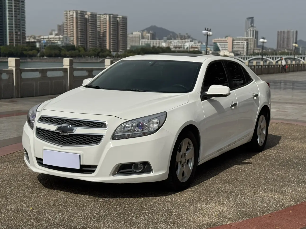 Chevrolet Malibu  из Китая
