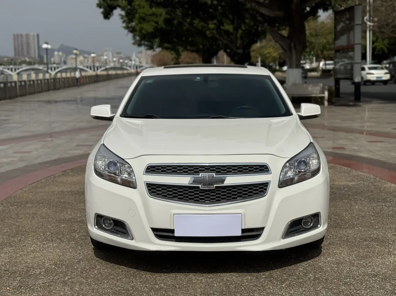 Chevrolet Malibu  из Китая