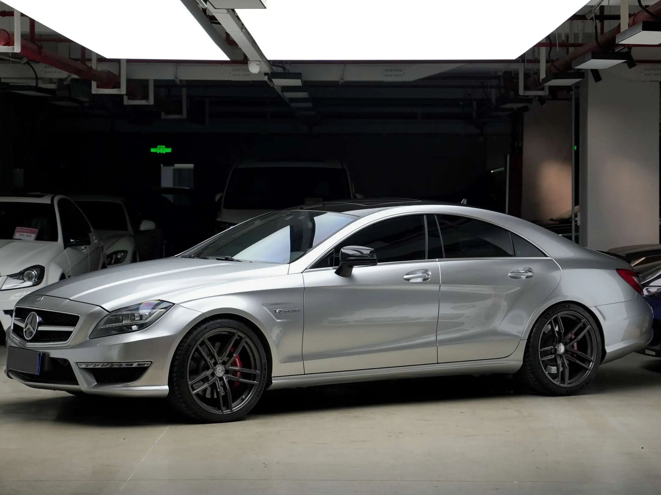 Mercedes-Benz CLS-Class AMG  из Китая