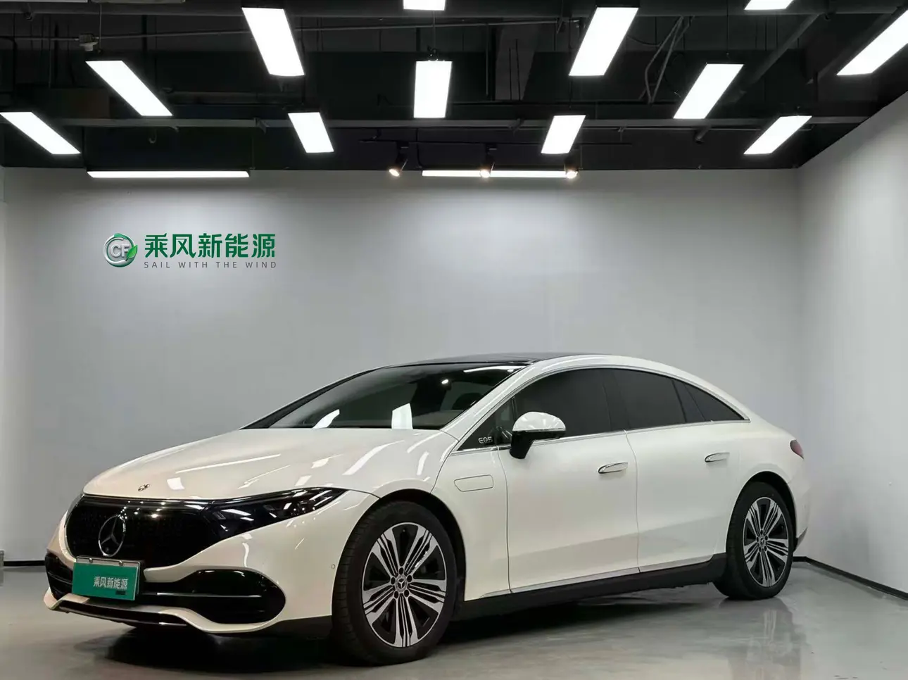 Mercedes-Benz EQS  из Китая