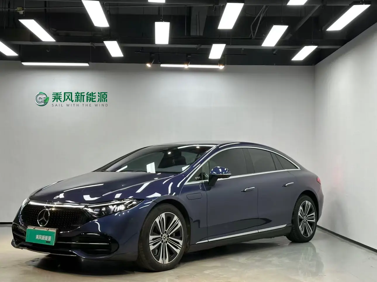 Mercedes-Benz EQS  из Китая