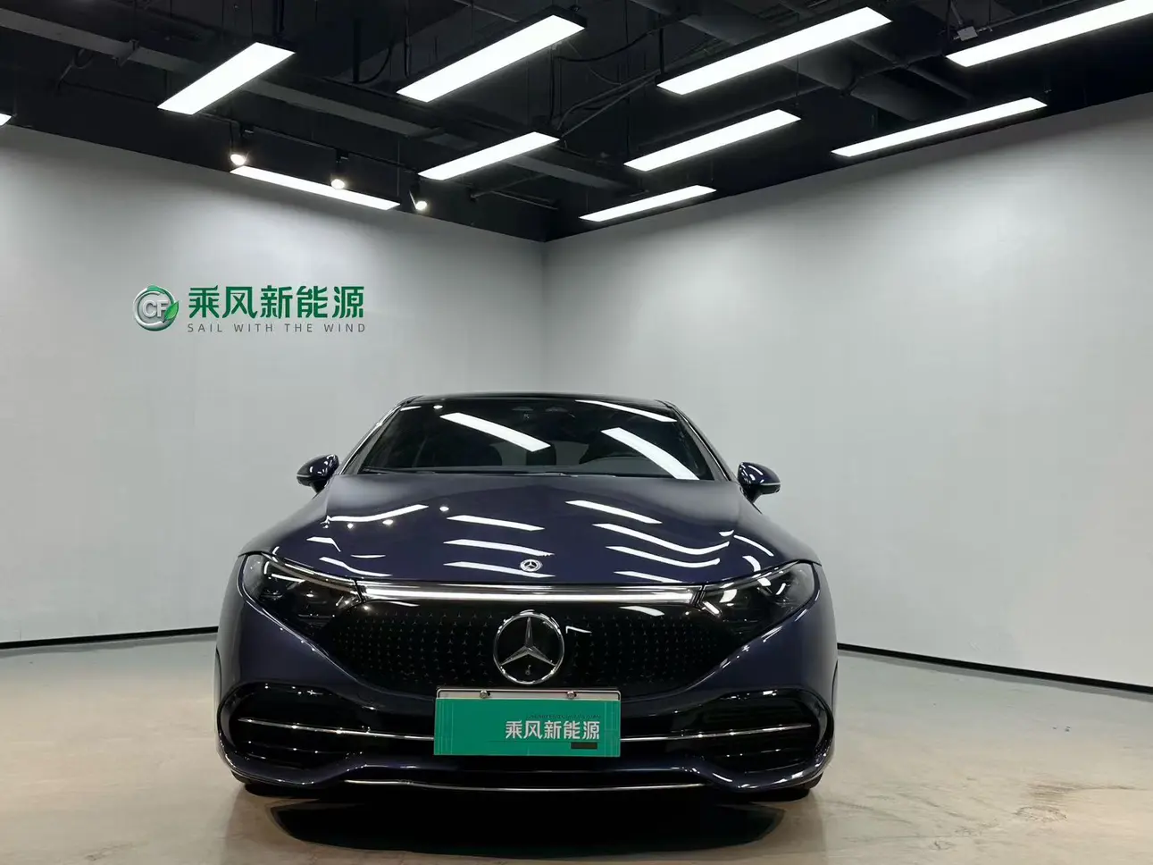 Mercedes-Benz EQS  из Китая