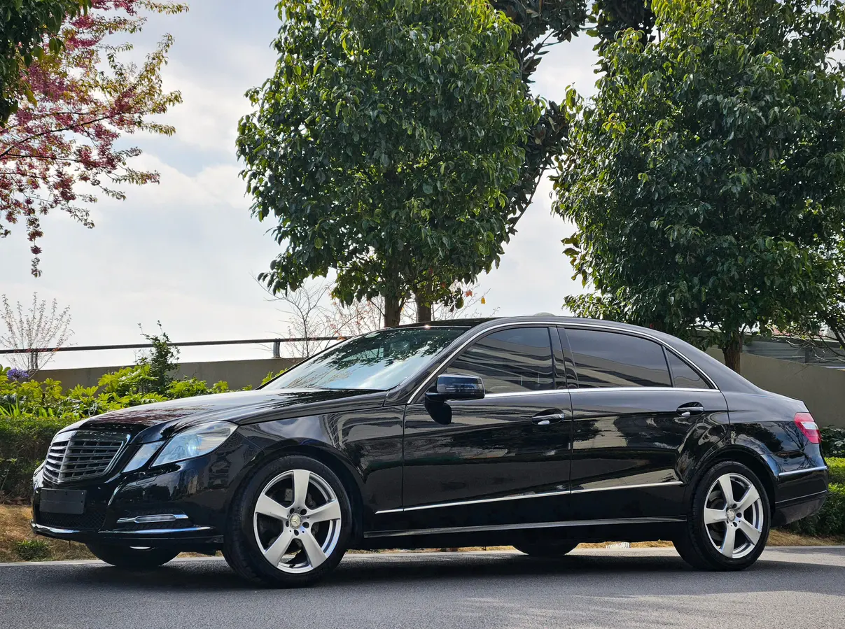 Mercedes-Benz E-Class  из Китая