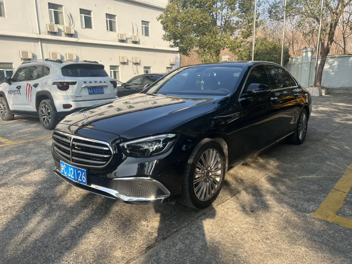 Mercedes-Benz E-Class  из Китая