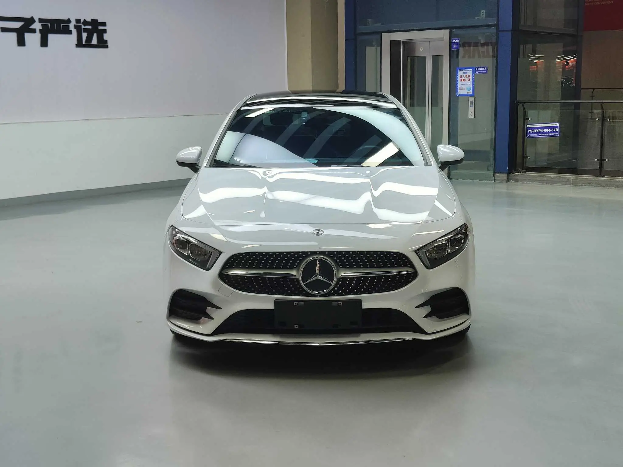 Mercedes-Benz Mercedes Benz A Class  из Китая