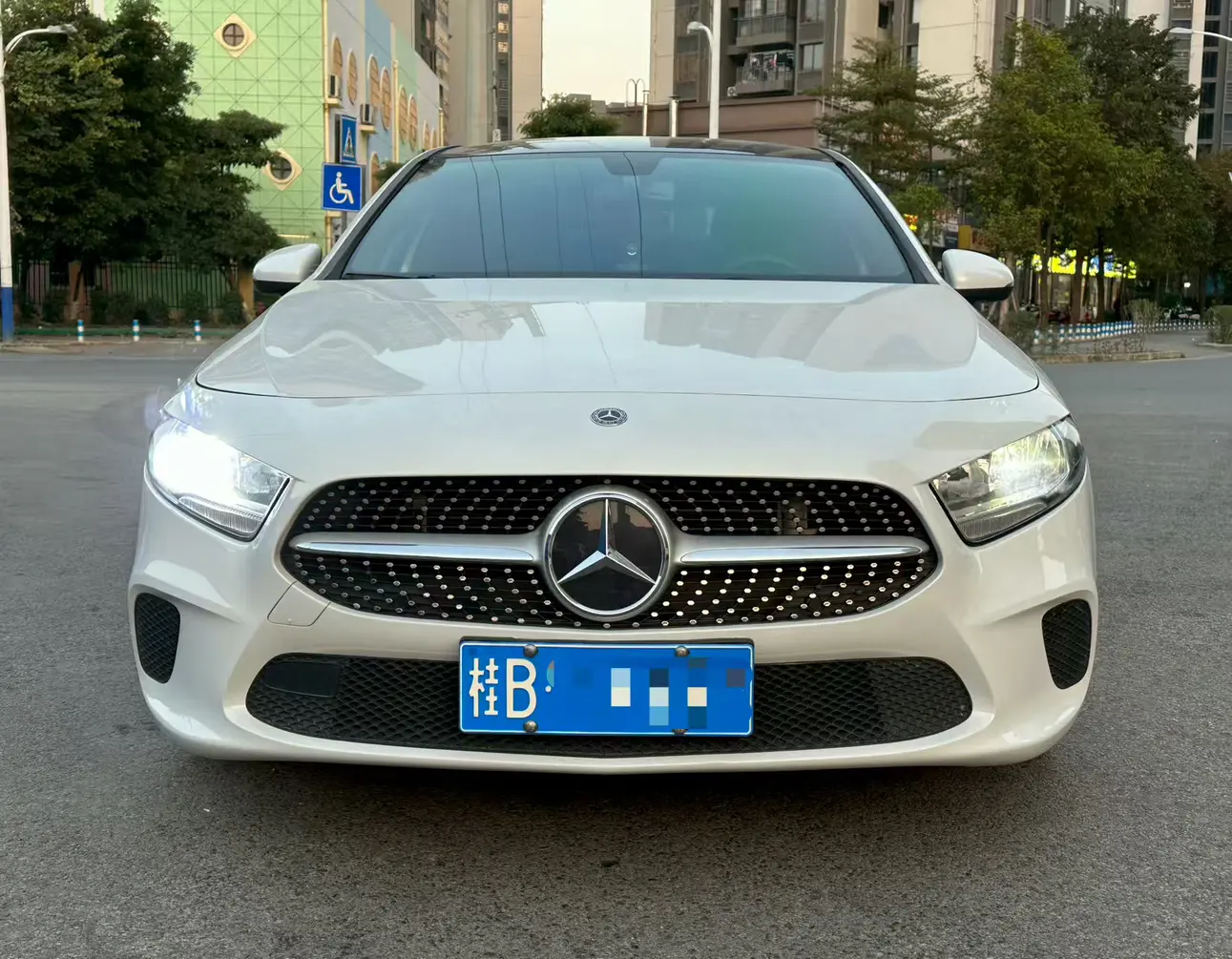 Mercedes-Benz Mercedes Benz A Class  из Китая