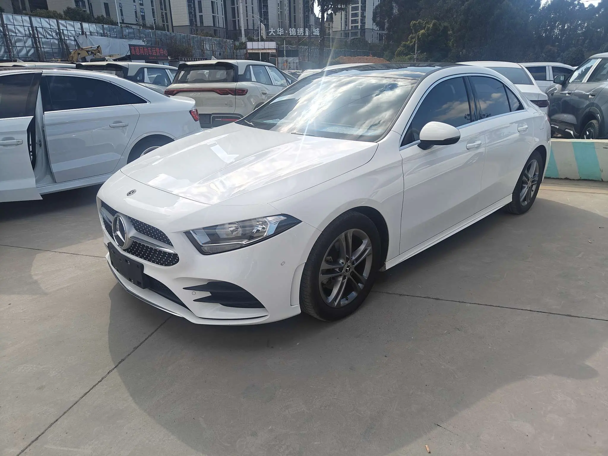 Mercedes-Benz Mercedes Benz A Class  из Китая