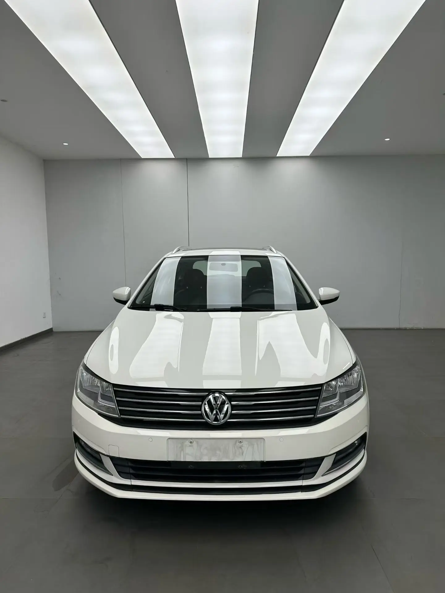 Volkswagen Langxing  из Китая